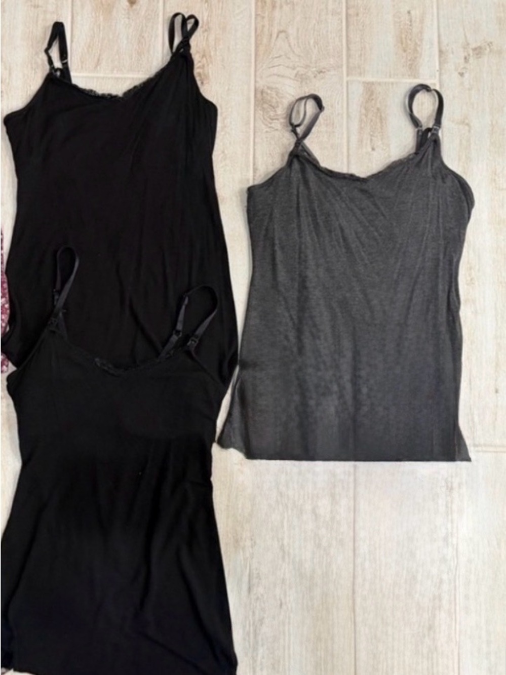 LOT Jessica Simpson nursing tanks